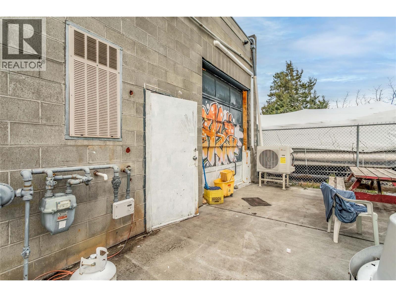 325 Gray Road Unit# C Property Photo 19