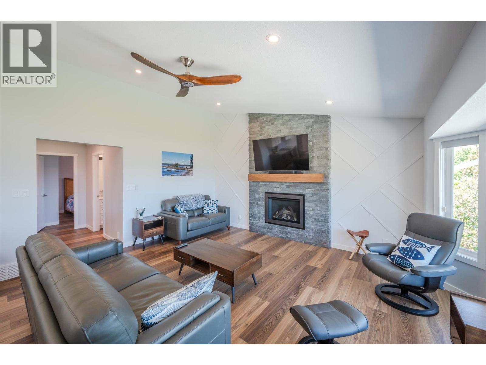 153 Westview Drive Property Photo 10