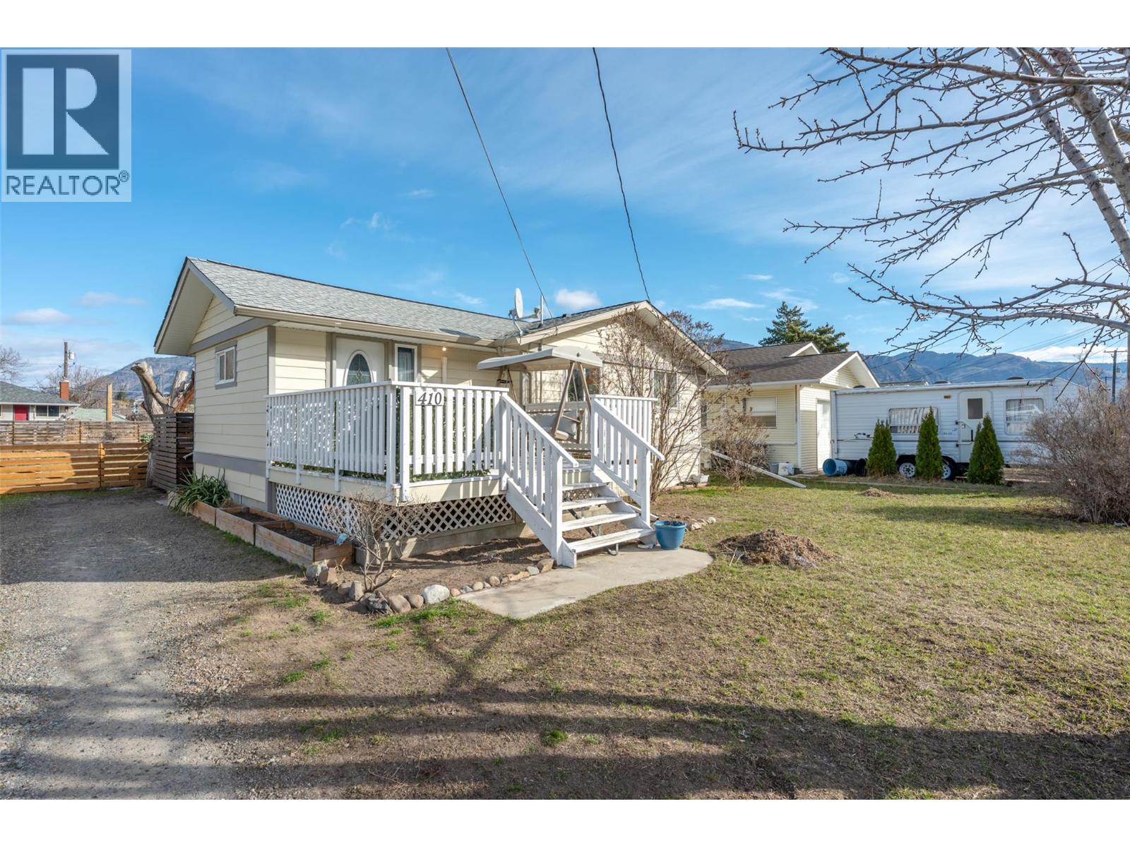 410 10th Avenue Property Photo 1