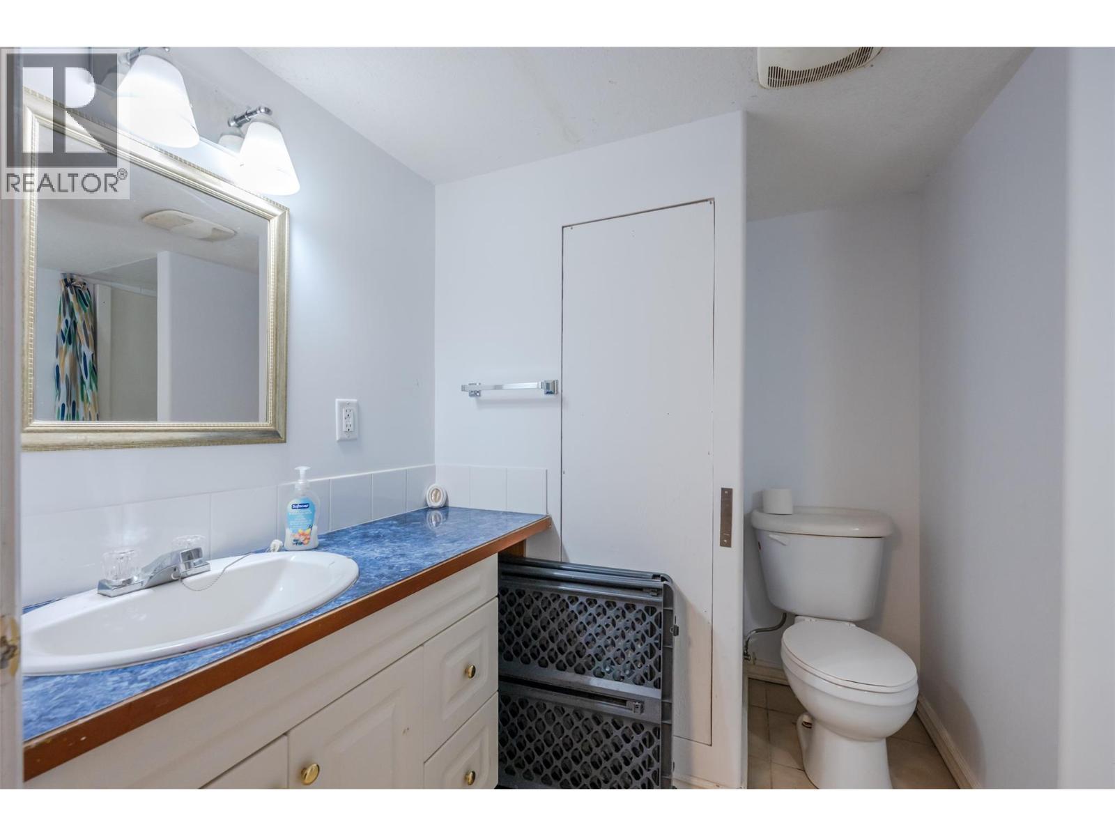 410 10th Avenue Property Photo 25