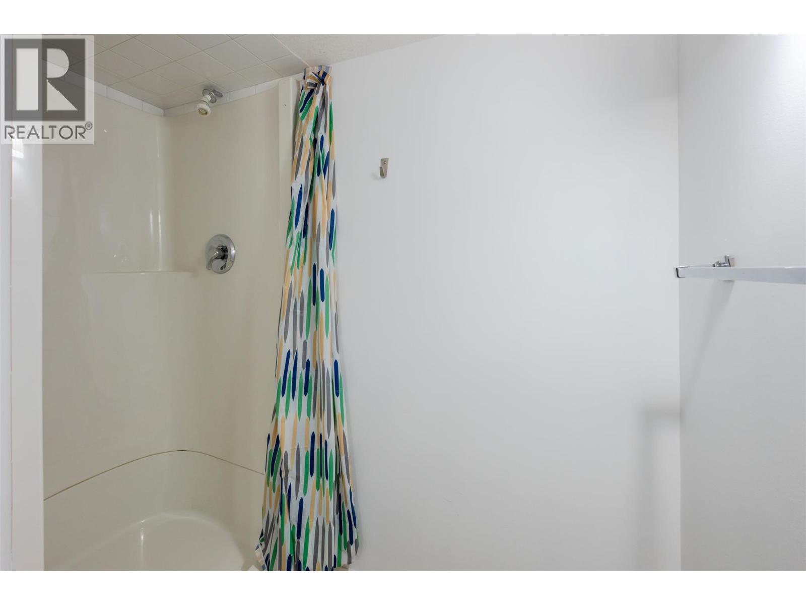410 10th Avenue Property Photo 26