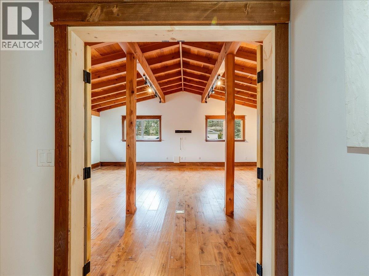 422 View Street Property Photo 62