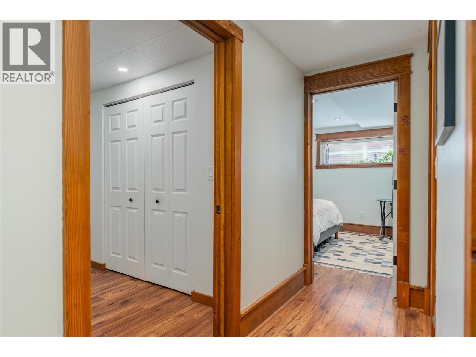 422 View Street Property Photo 75