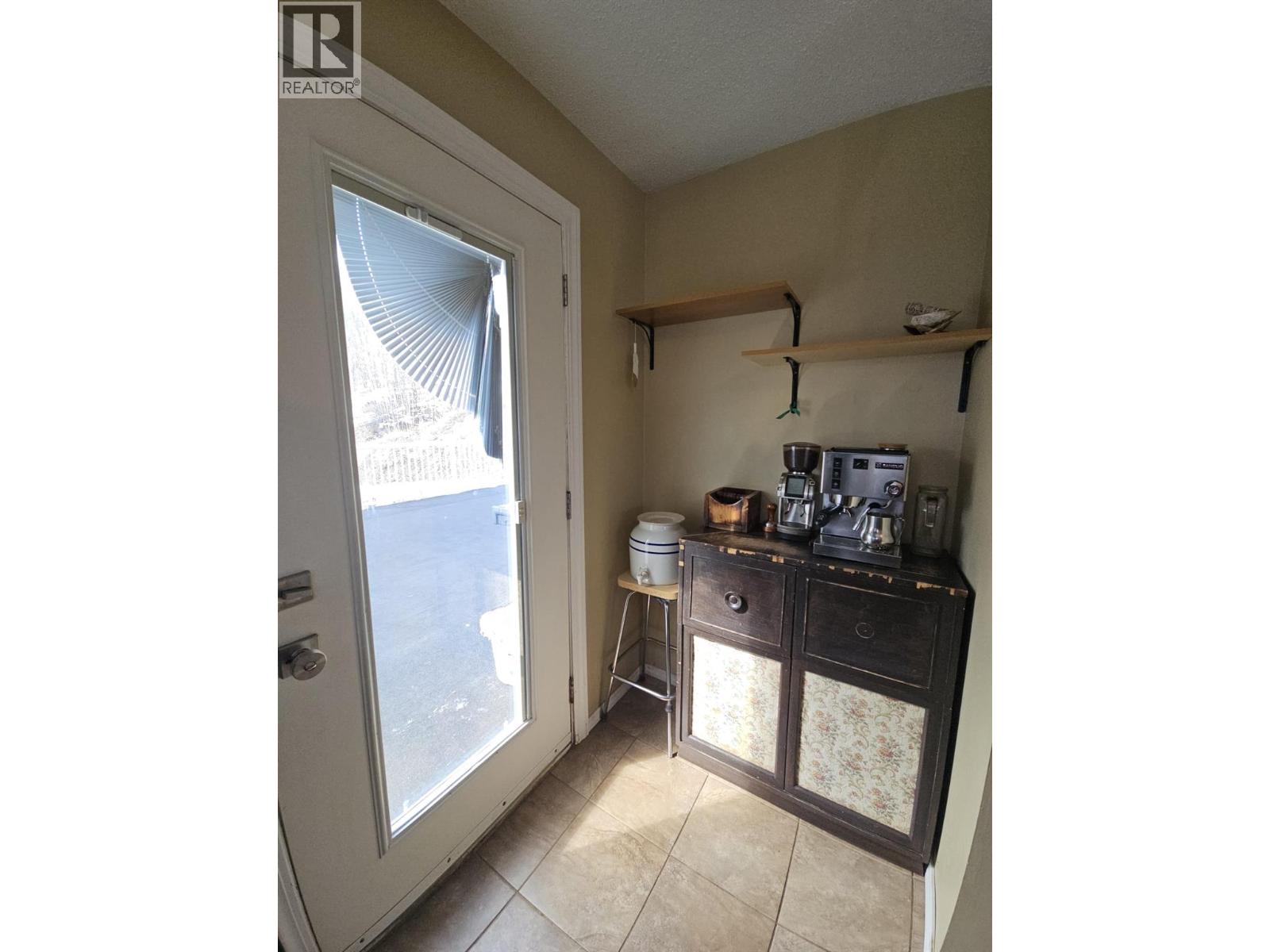 6128 Kurjata Road Property Photo 21