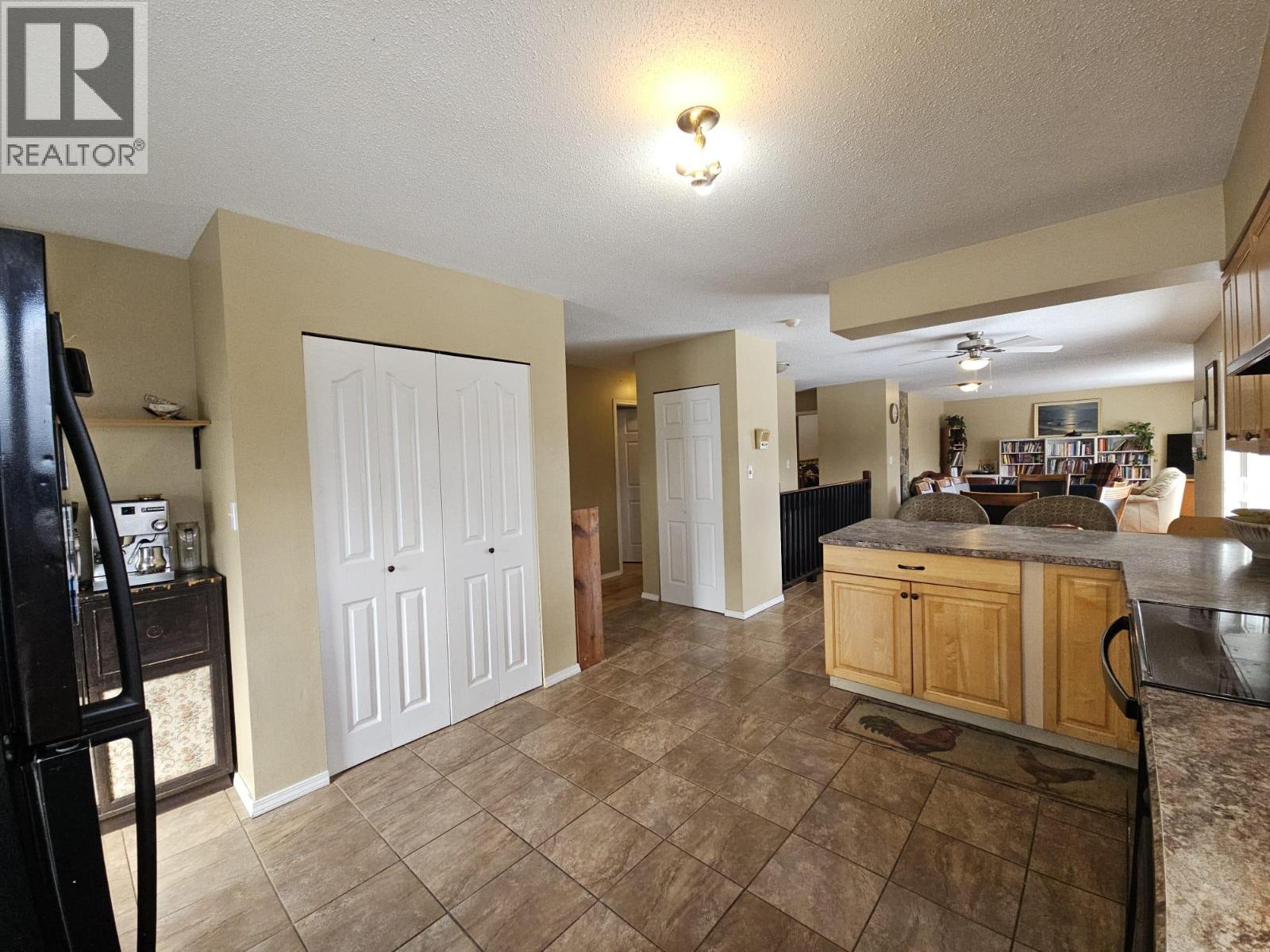 6128 Kurjata Road Property Photo 23