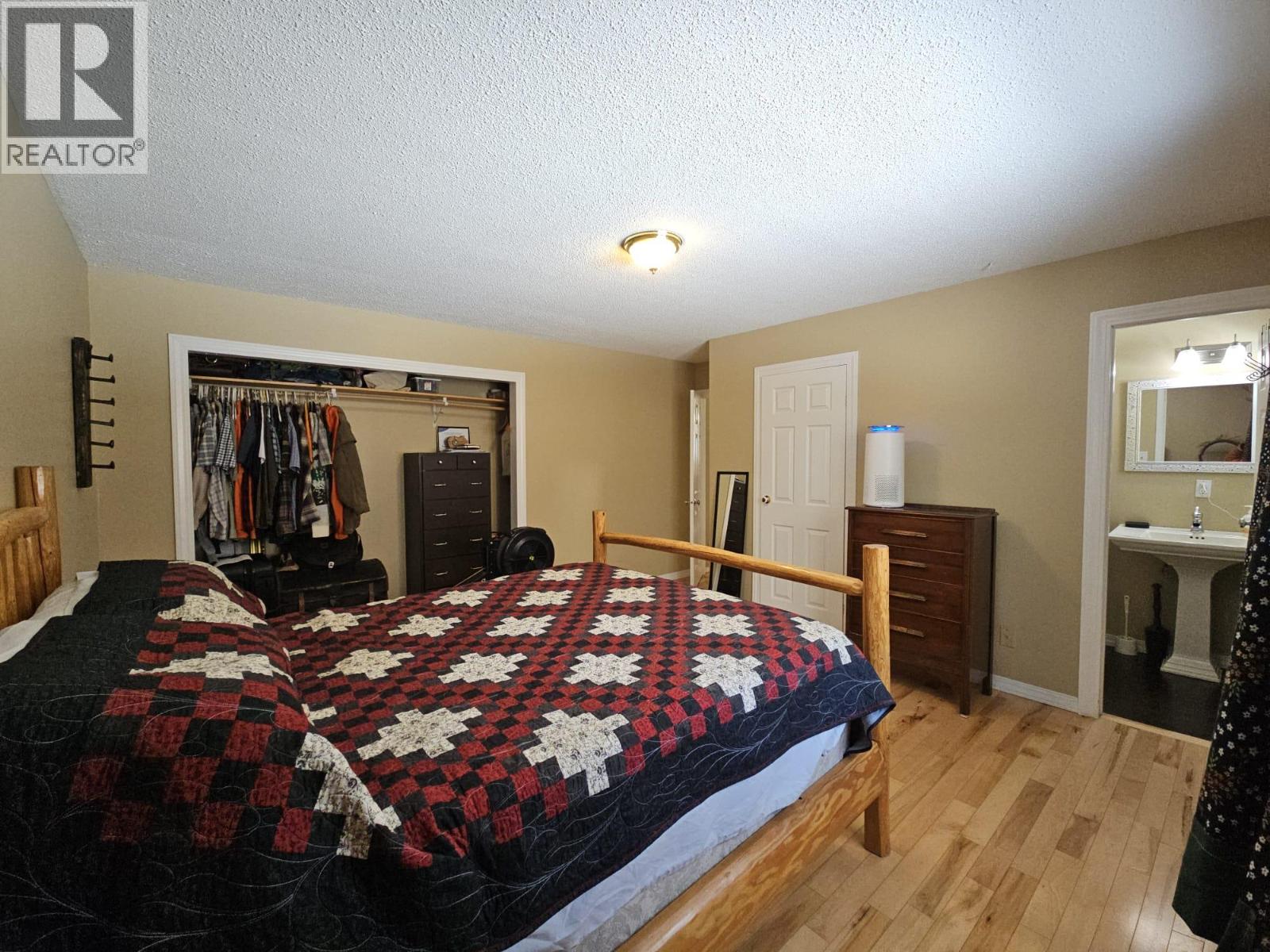 6128 Kurjata Road Property Photo 26