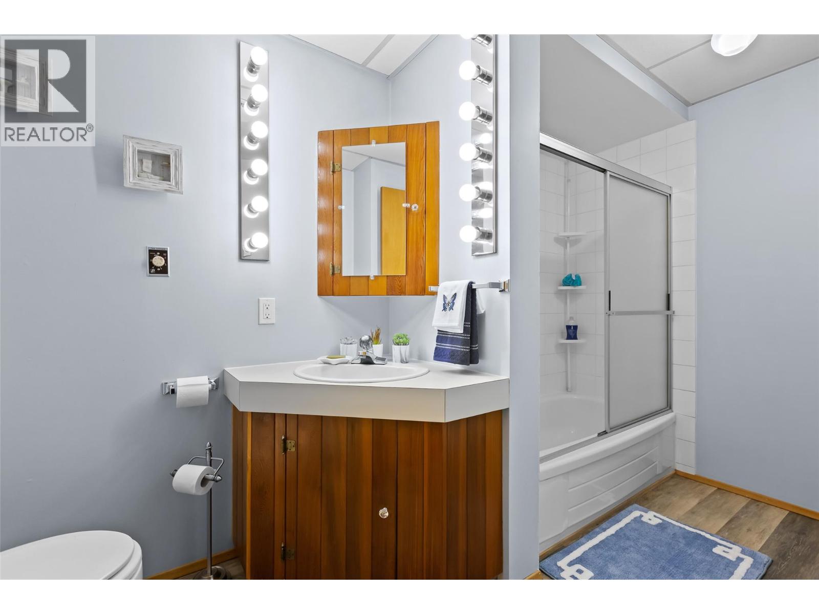 940 Peterman Road Property Photo 34