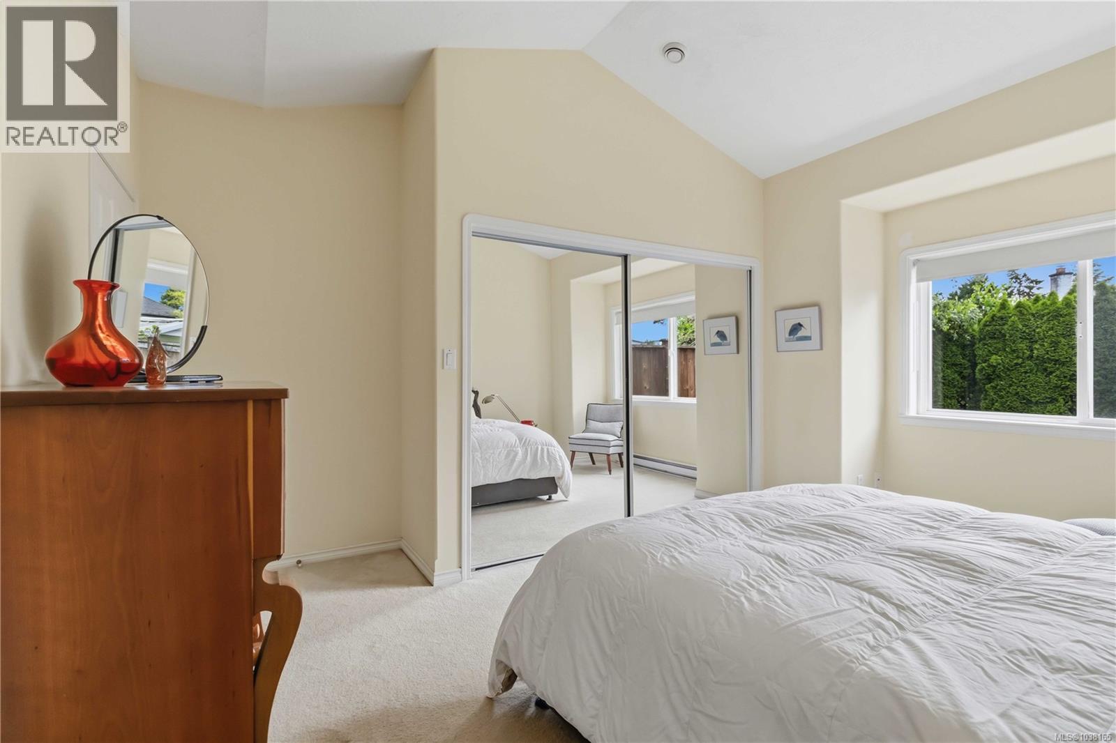 1056 Holly Park Rd Property Photo 28