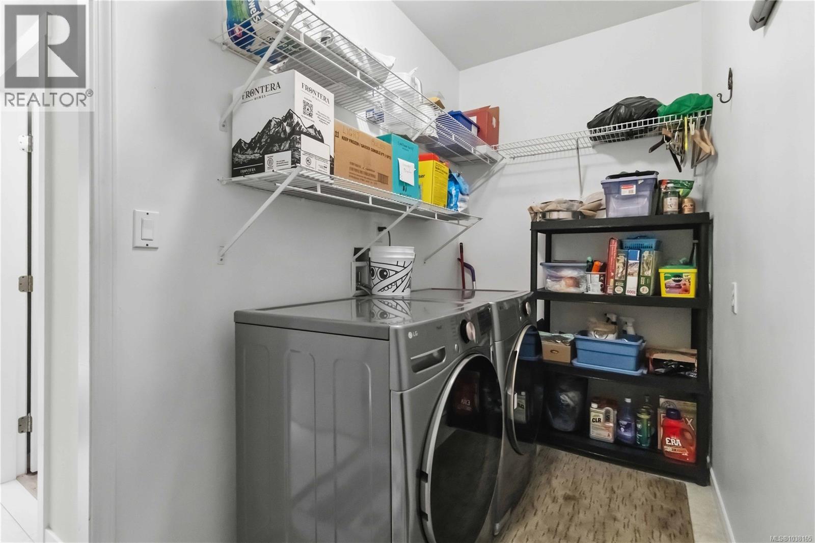 1056 Holly Park Rd Property Photo 32