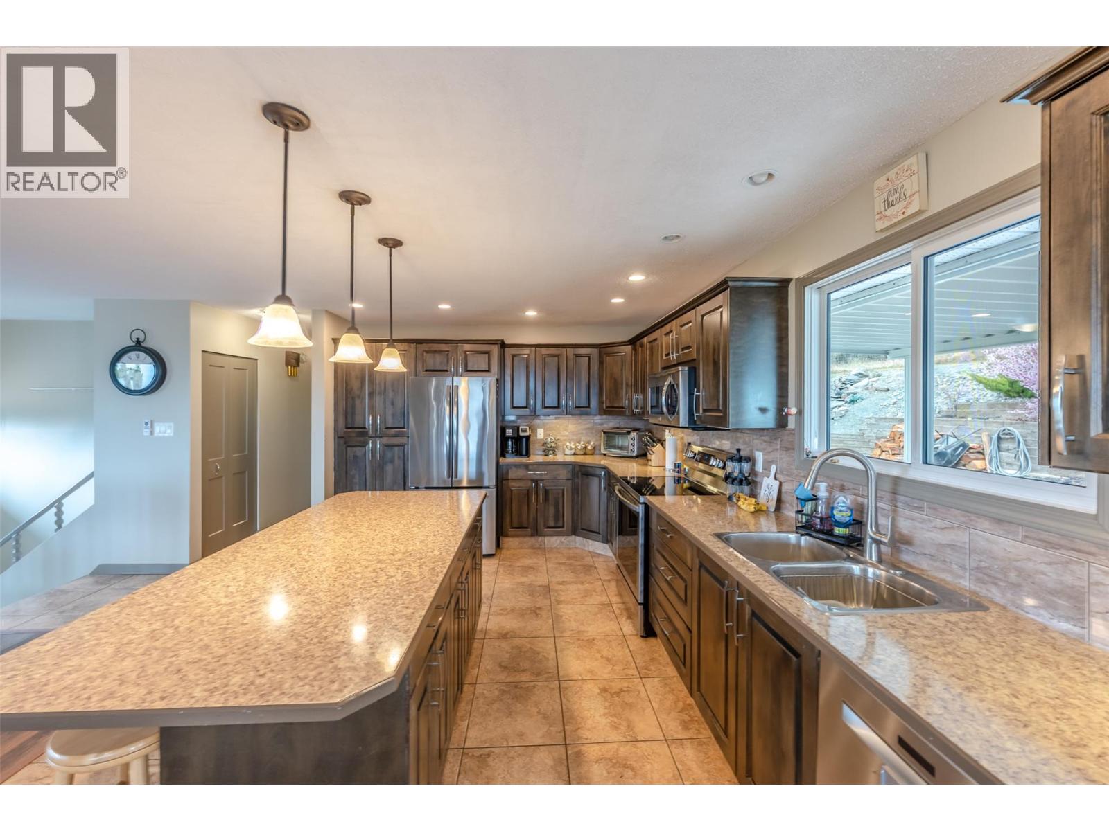 1418 Fairview Road Property Photo 3