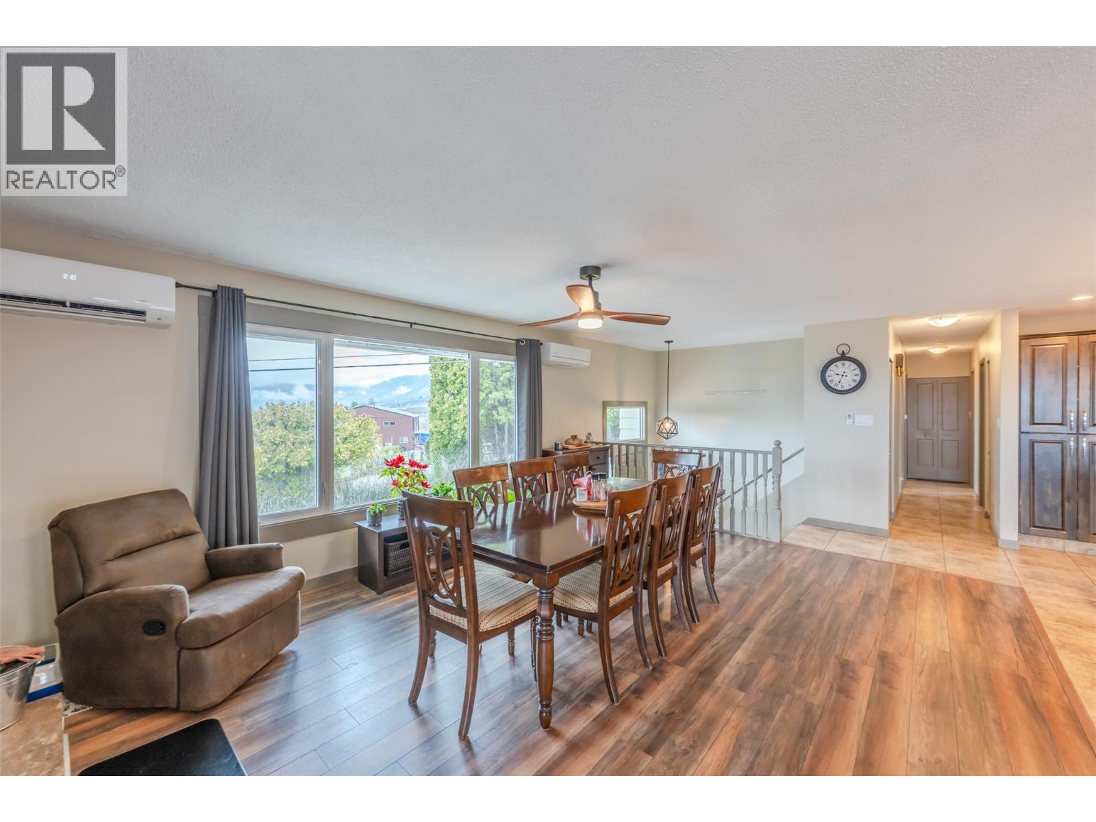 1418 Fairview Road Property Photo 11