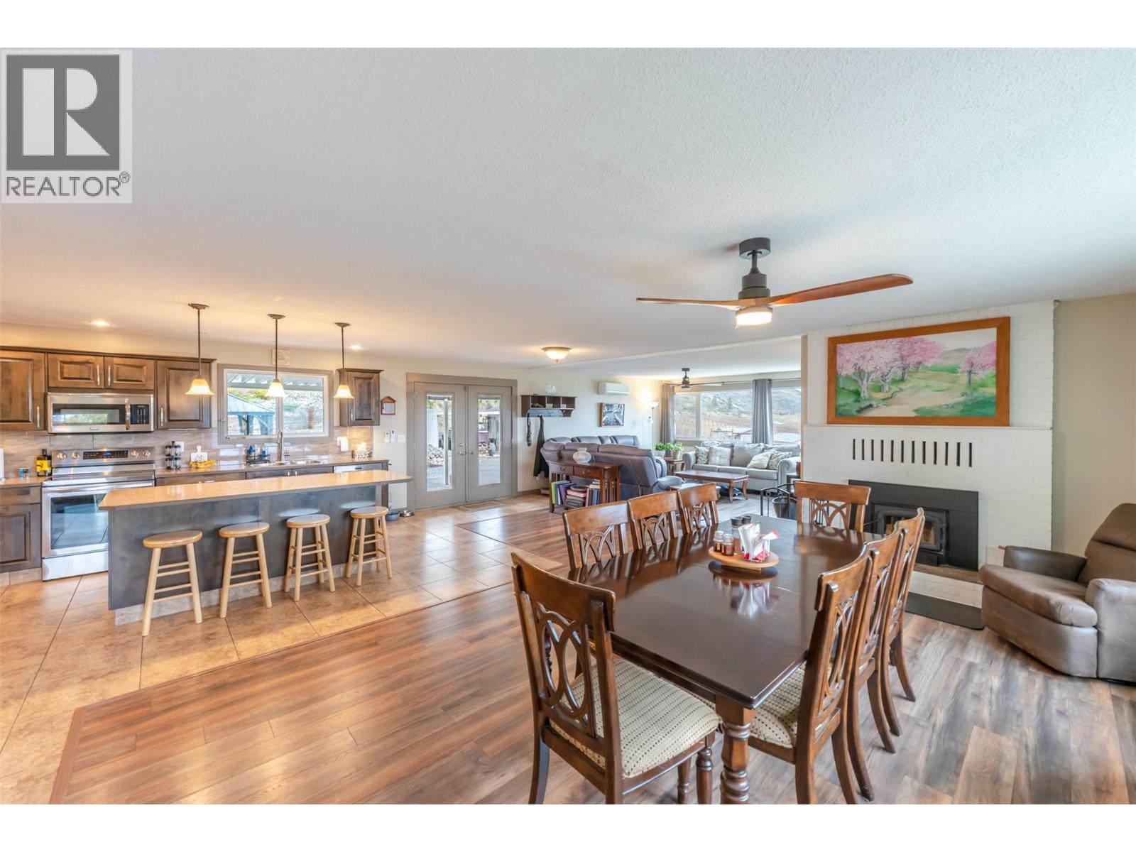 1418 Fairview Road Property Photo 14