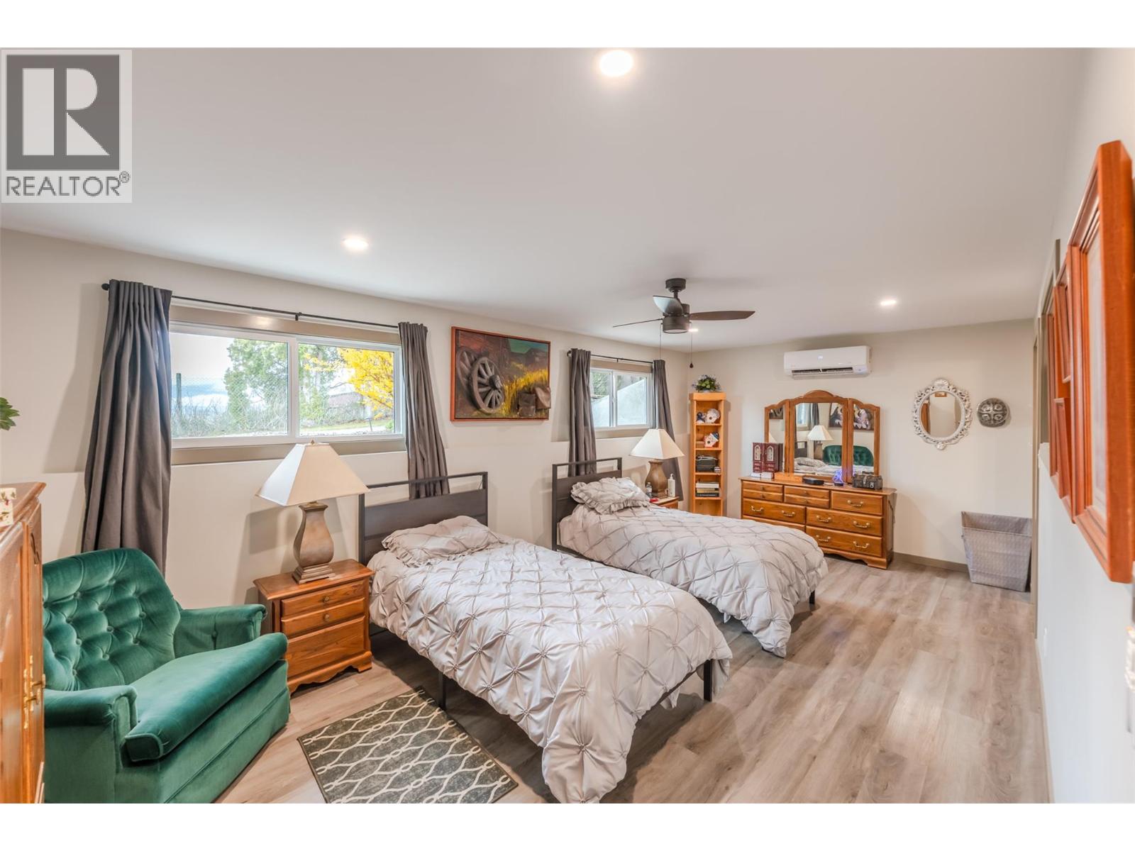 1418 Fairview Road Property Photo 42