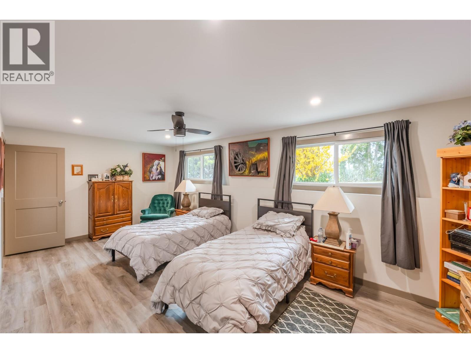 1418 Fairview Road Property Photo 43