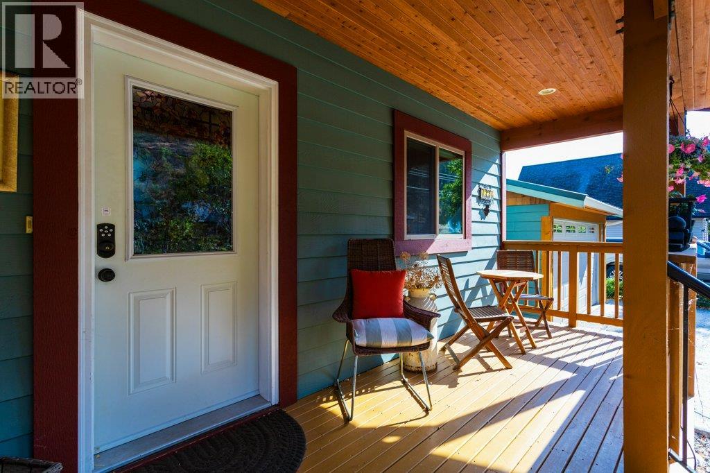 7331 Fintry Delta Road Property Photo 9