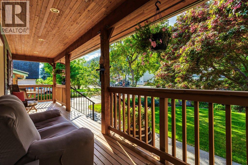 7331 Fintry Delta Road Property Photo 11