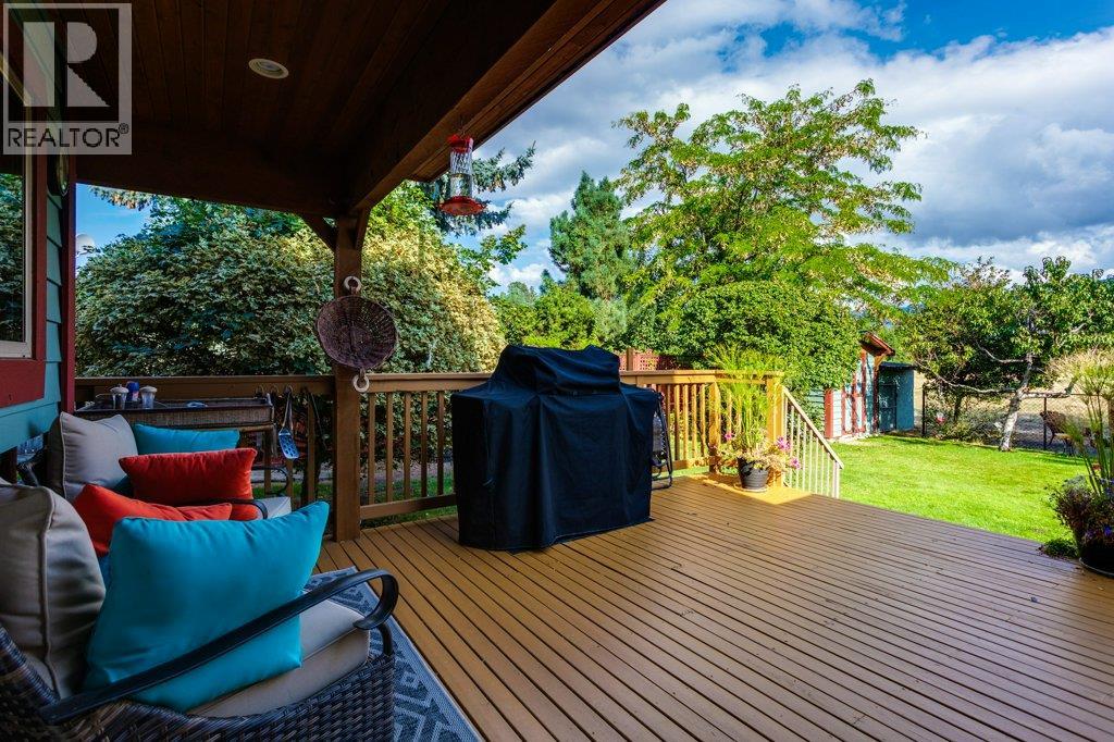 7331 Fintry Delta Road Property Photo 23