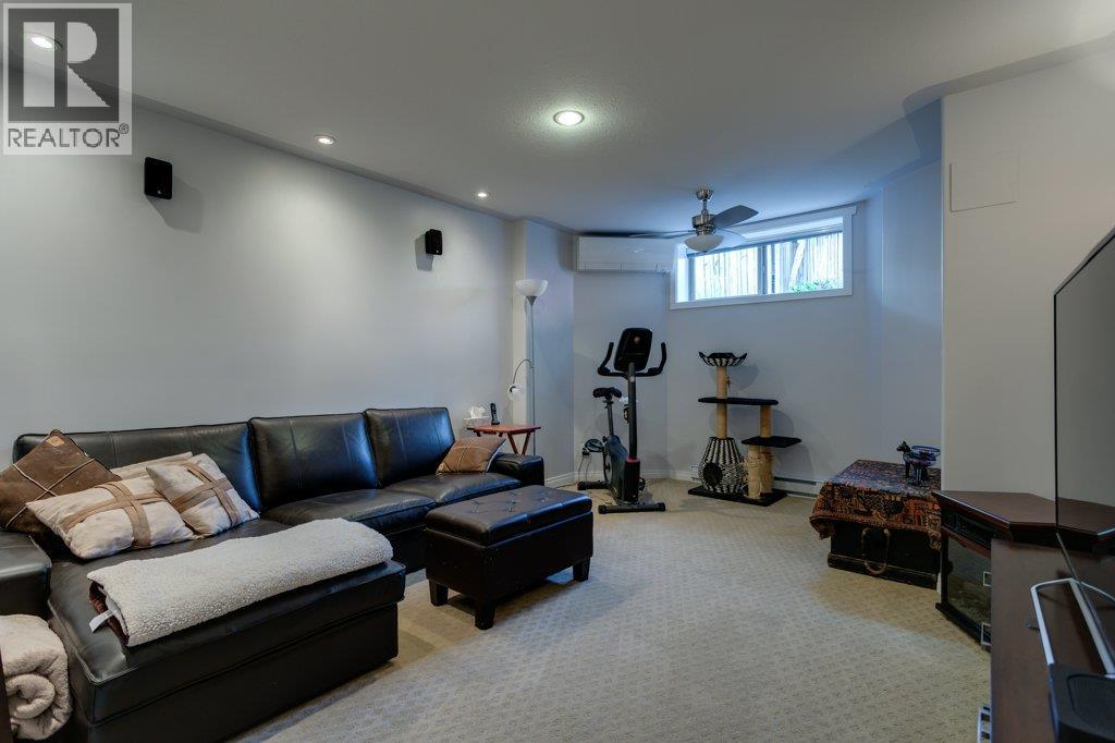 7331 Fintry Delta Road Property Photo 47