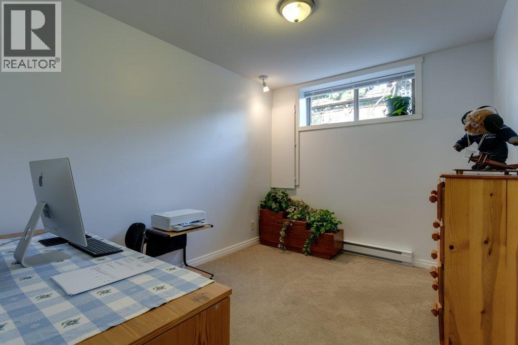 7331 Fintry Delta Road Property Photo 49