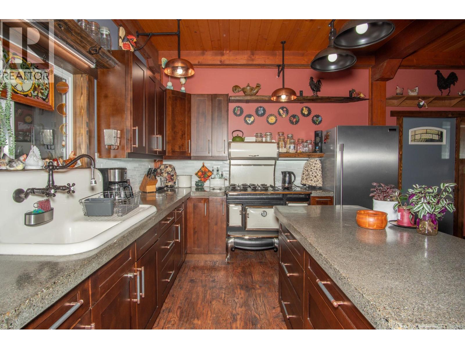 1627 Hood Road Property Photo 17