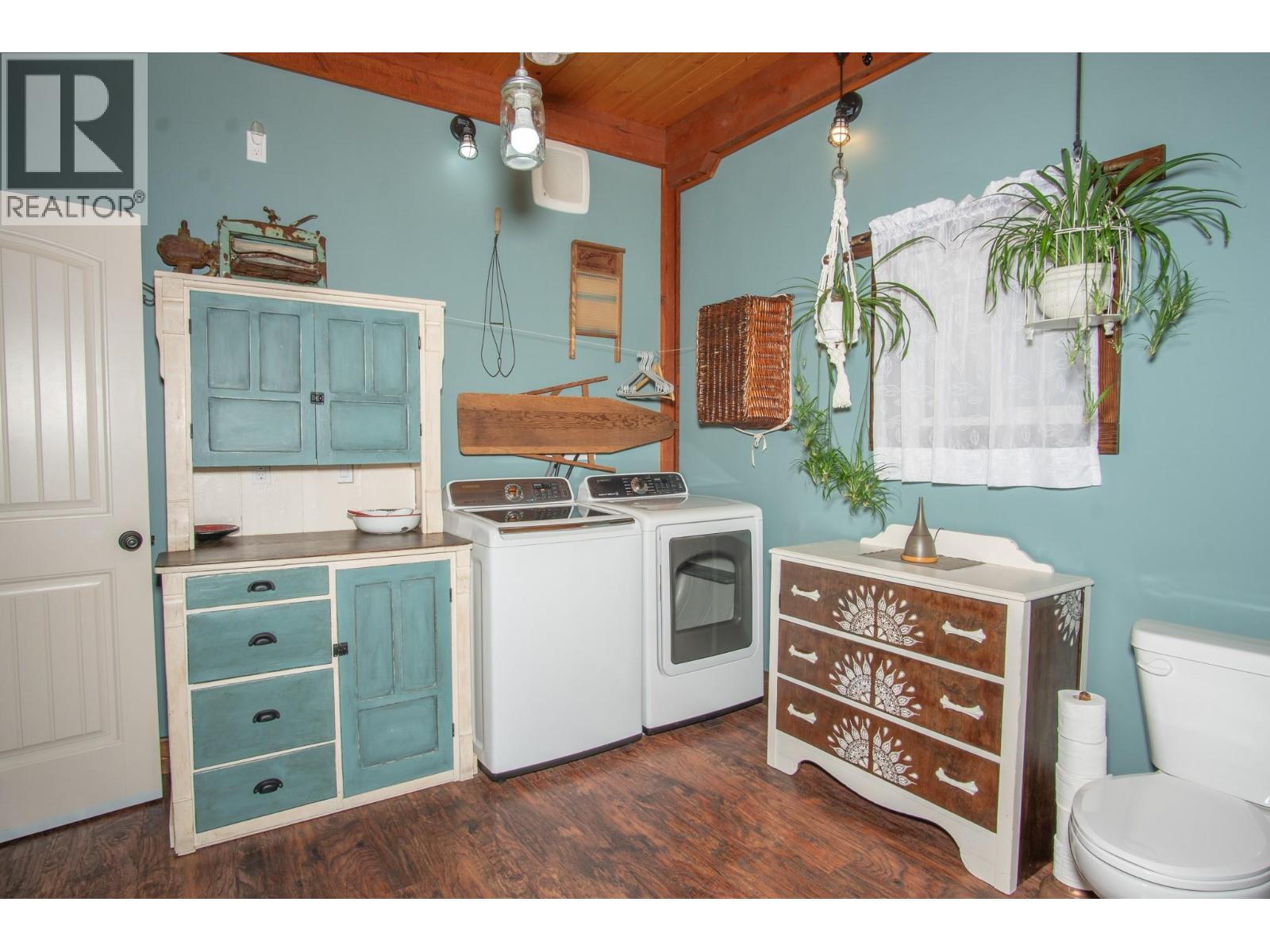1627 Hood Road Property Photo 24