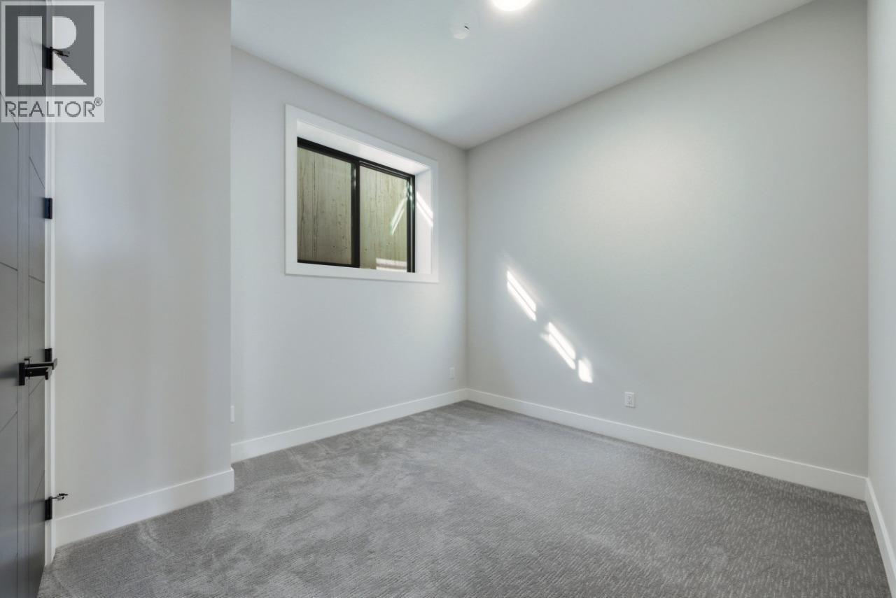 1120 Collinson Court Property Photo 45