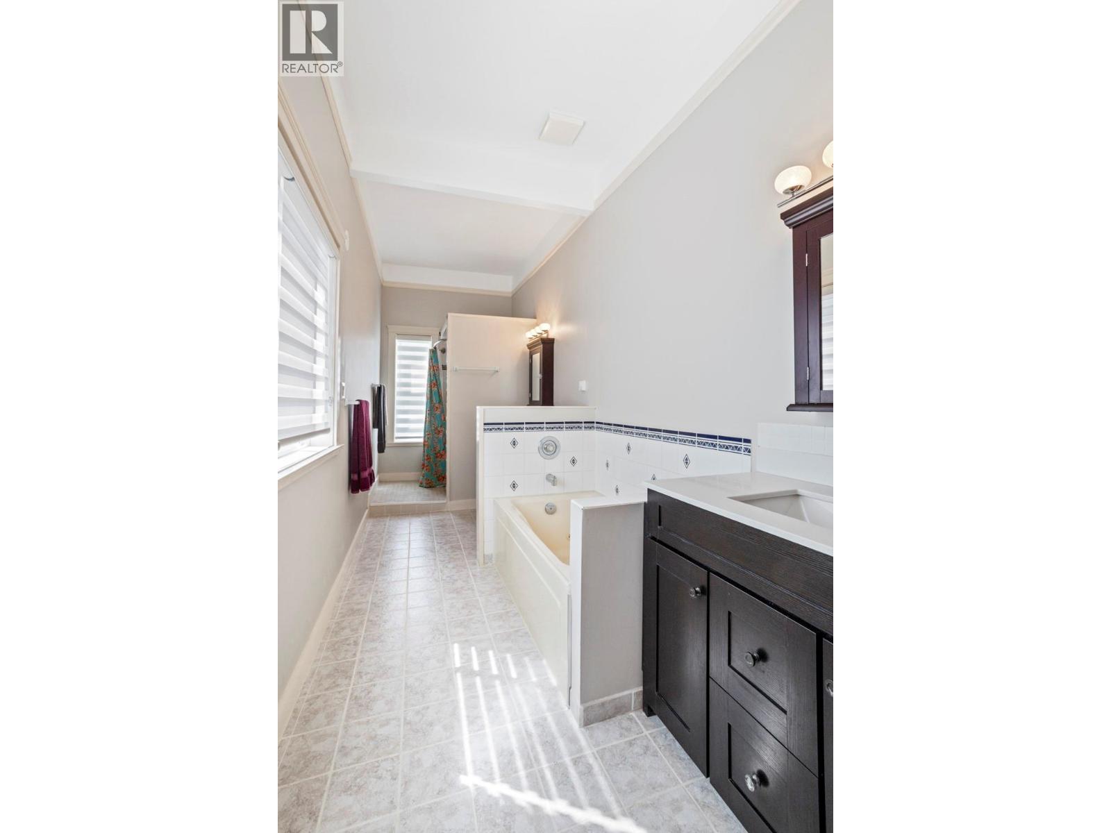2110 30th Street Property Photo 14