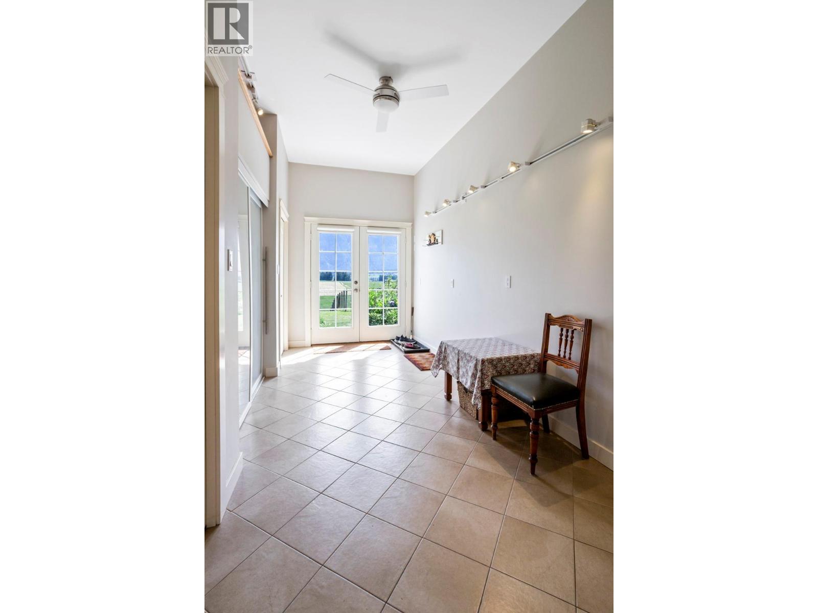 2110 30th Street Property Photo 21
