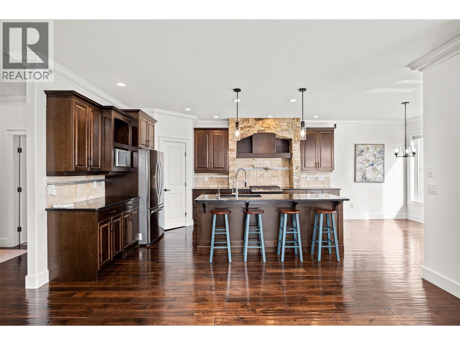 2584 Lucinde Road Property Photo 19