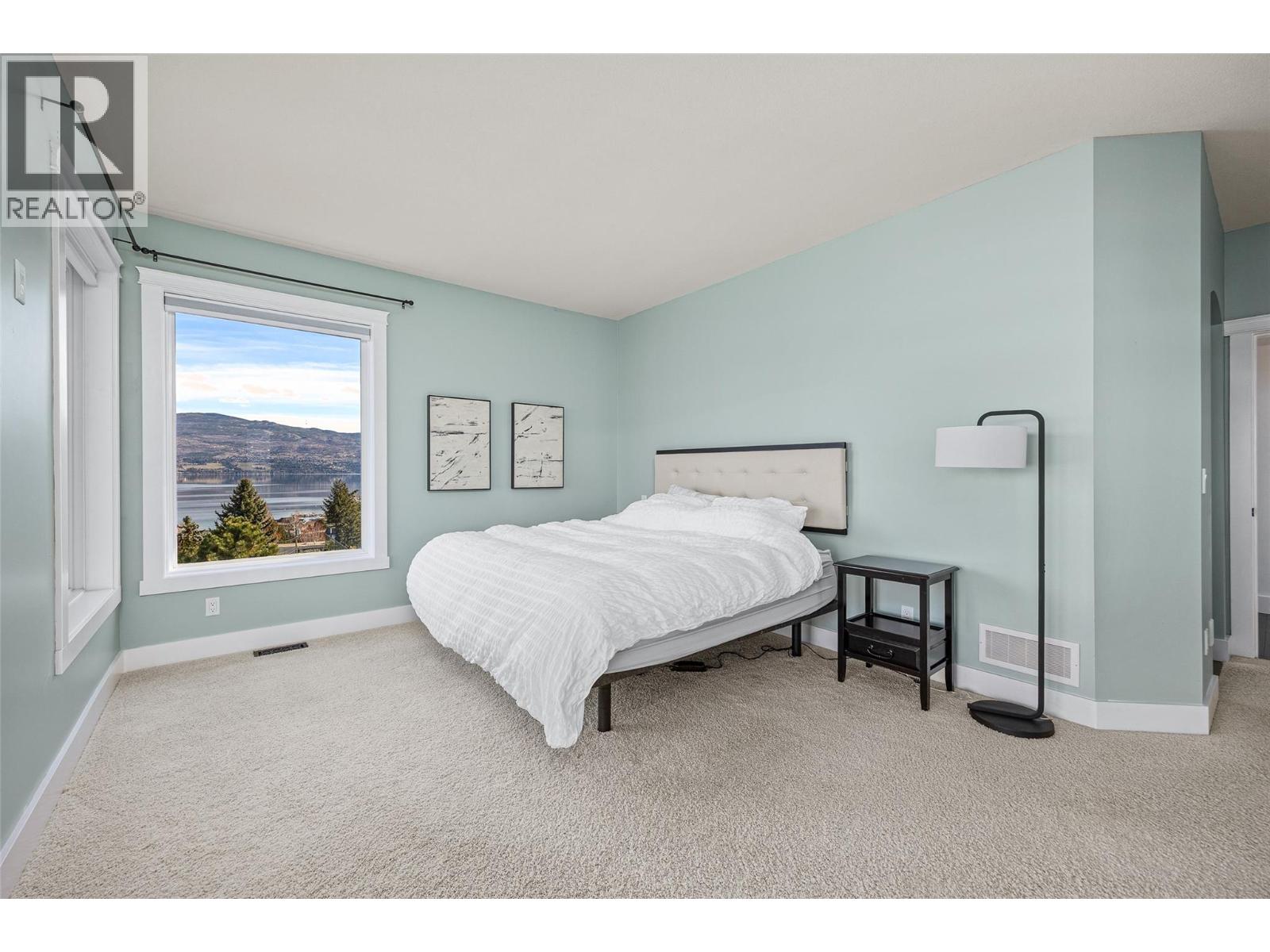 2584 Lucinde Road Property Photo 33