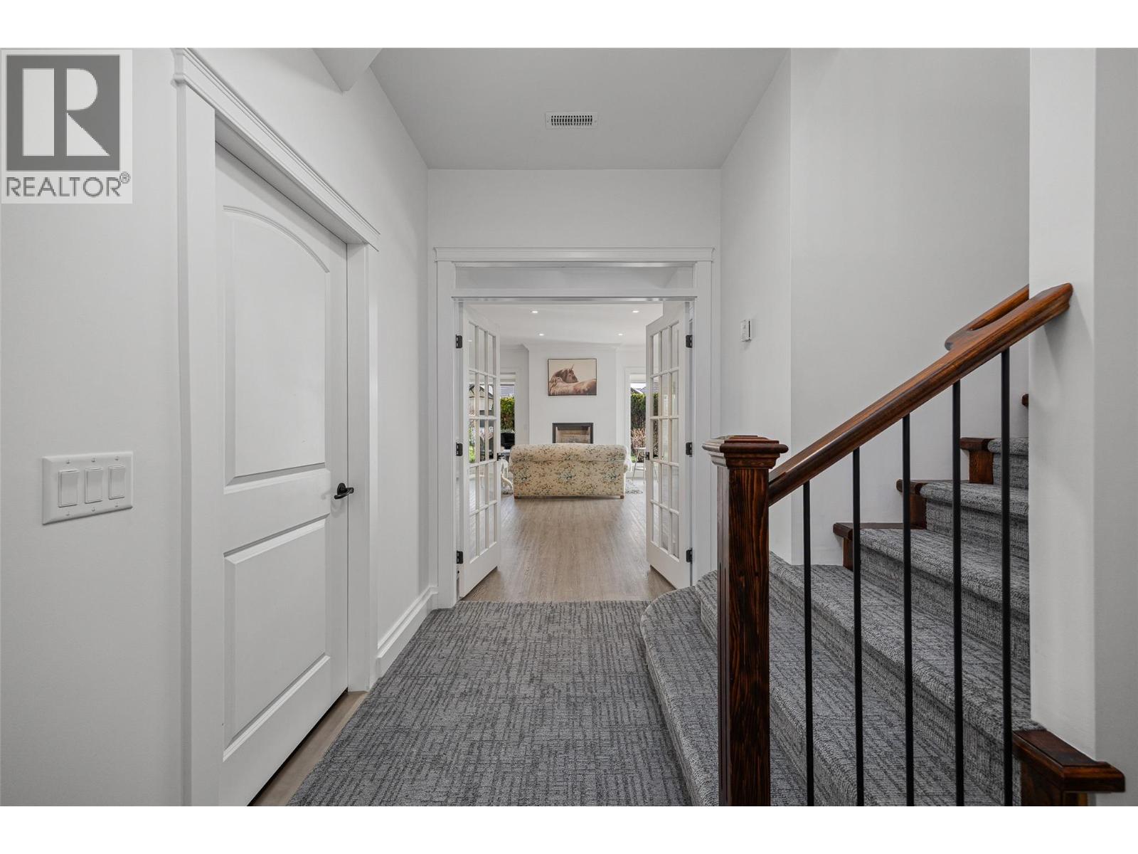 2584 Lucinde Road Property Photo 41