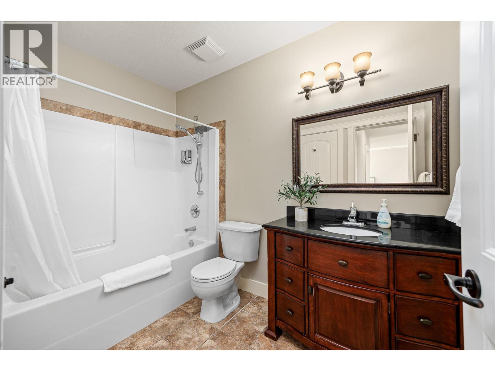 2584 Lucinde Road Property Photo 69