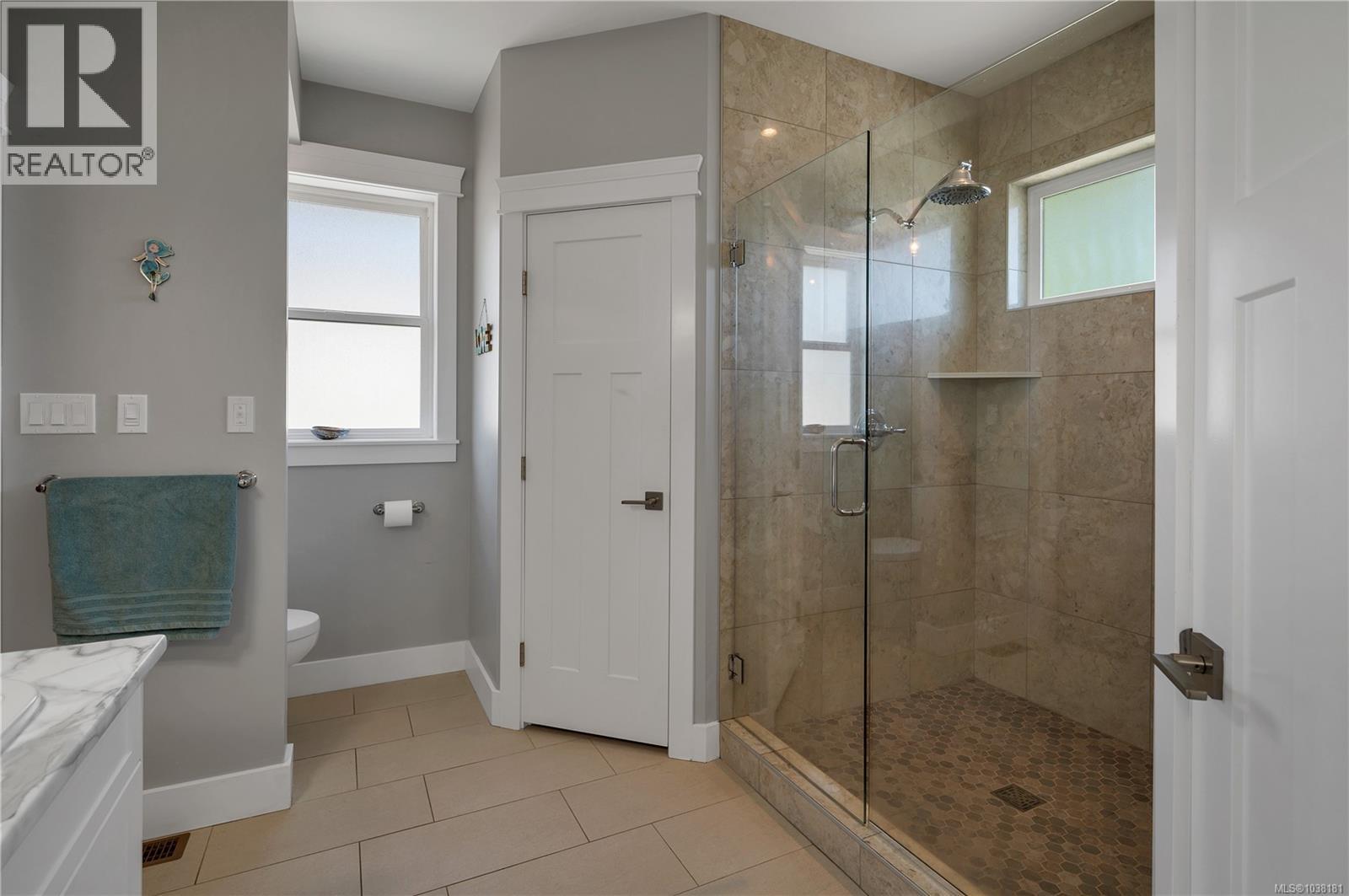 2613 Sunderland Rd Property Photo 33