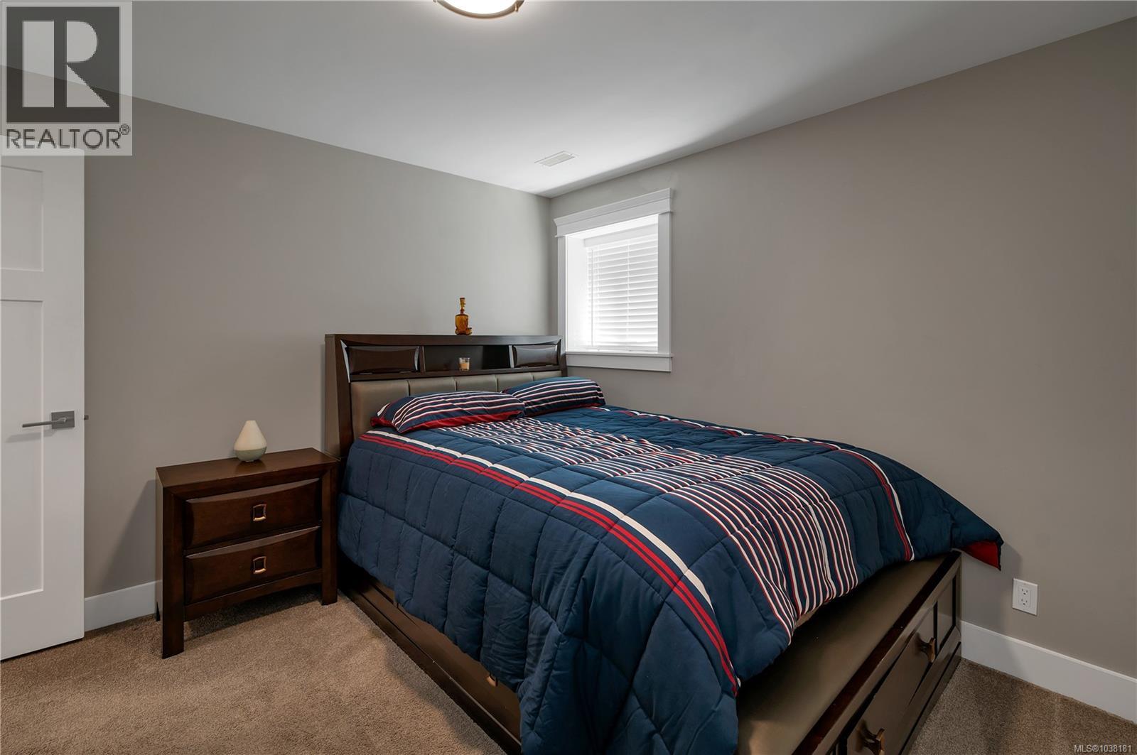 2613 Sunderland Rd Property Photo 51