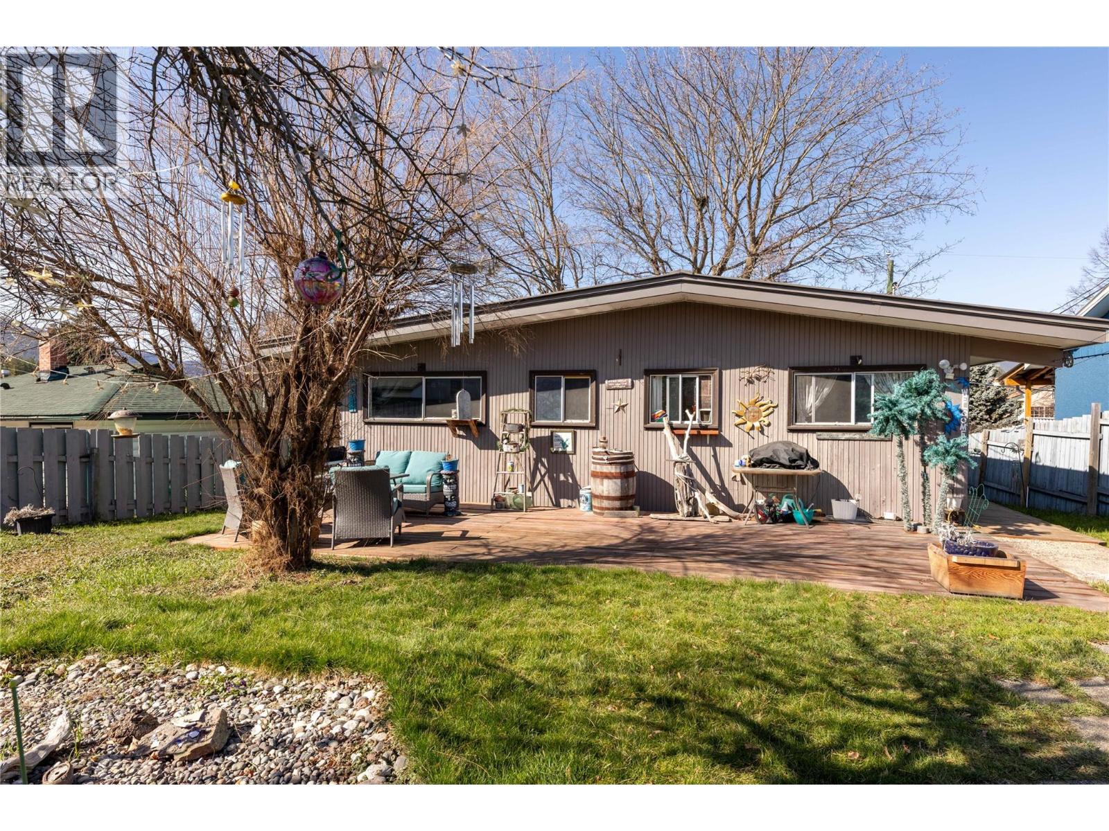 330 6 Street Property Photo 21