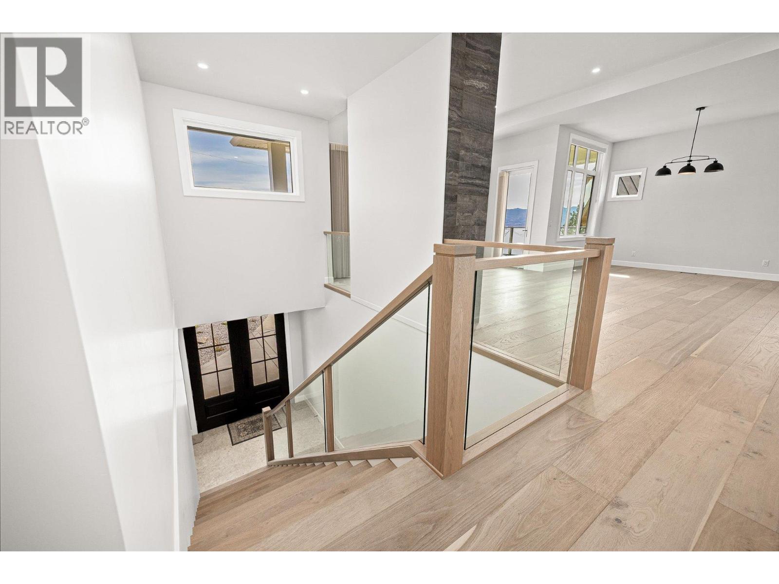 167 Heldon Court Property Photo 6