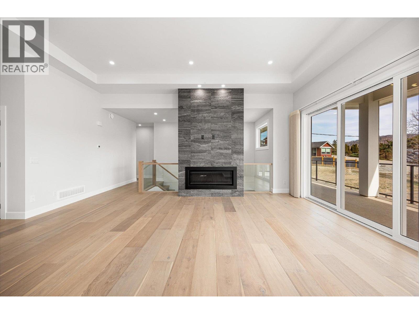 167 Heldon Court Property Photo 10
