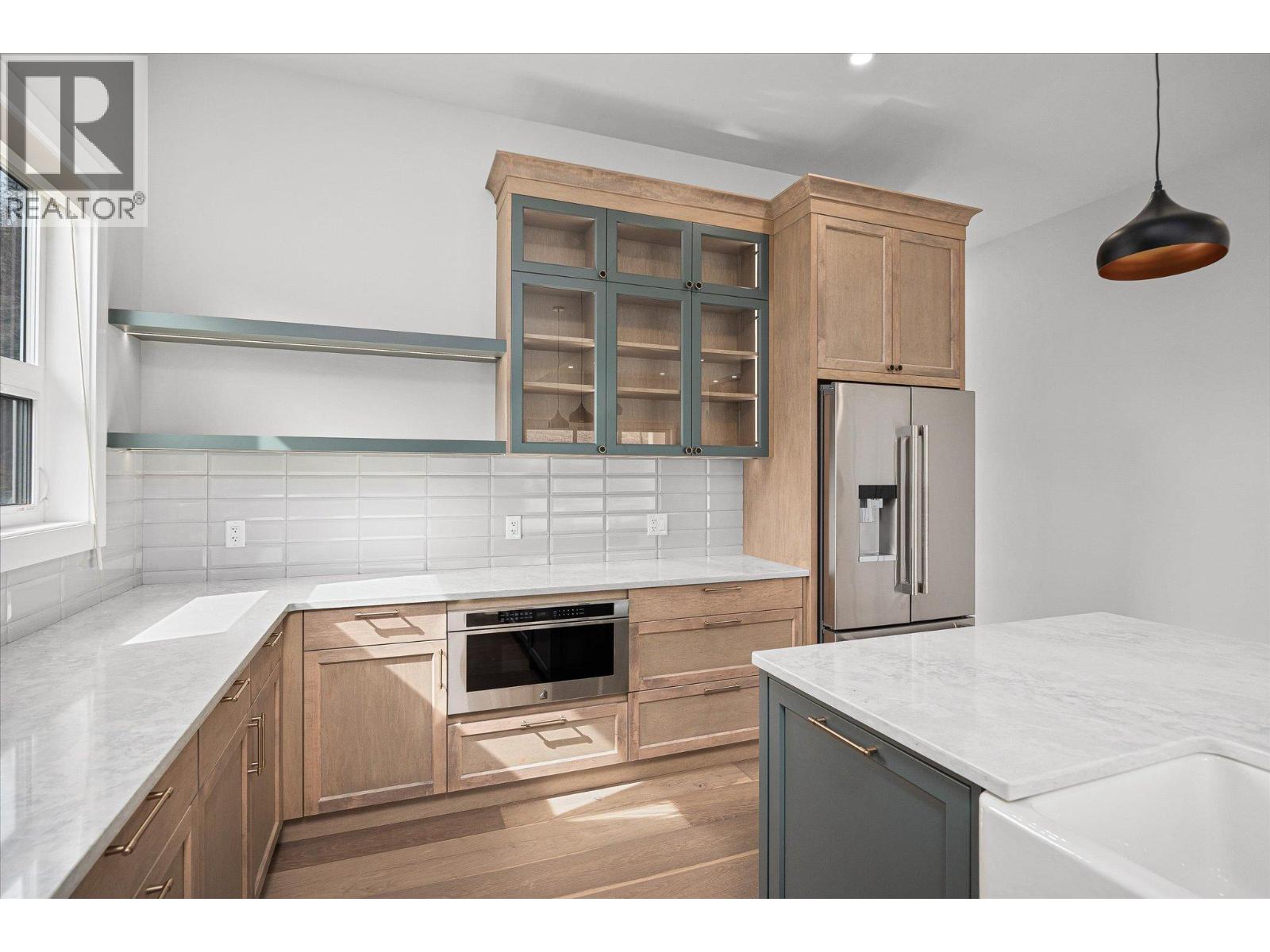 167 Heldon Court Property Photo 27
