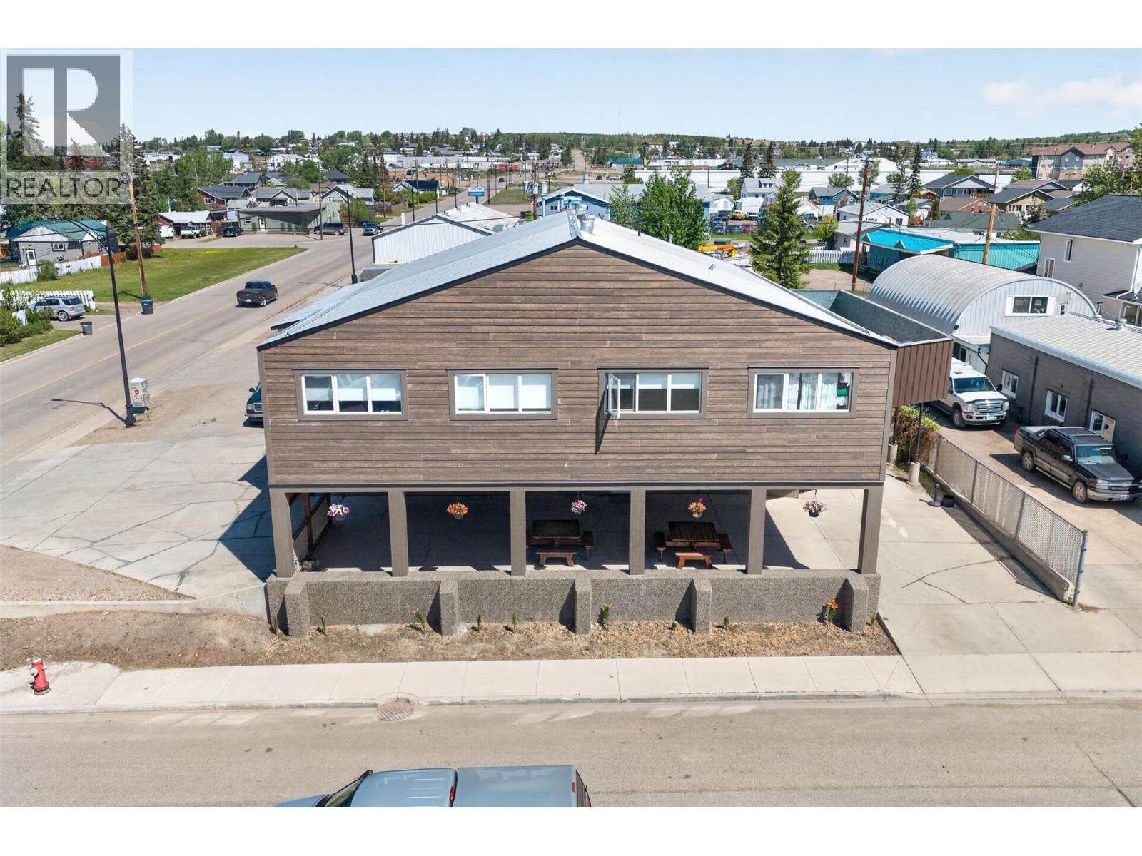 1444 102 Avenue Property Photo 2