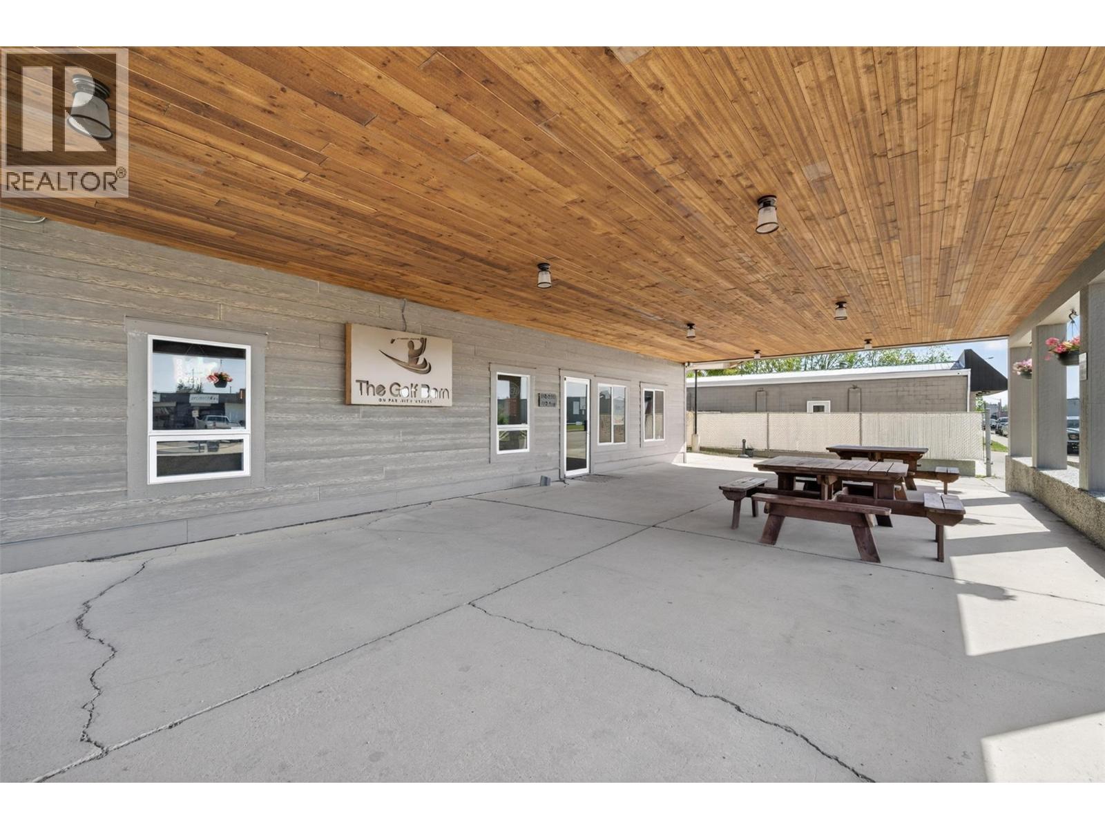 1444 102 Avenue Property Photo 8