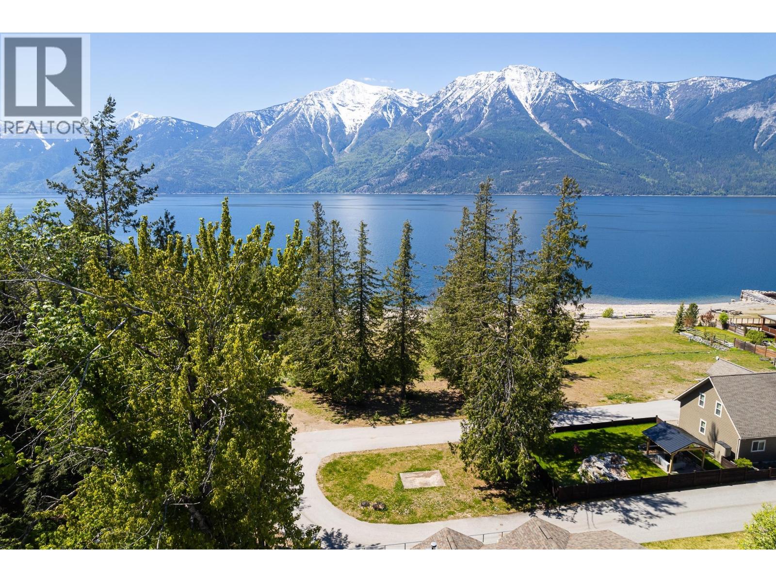 13488 Lakeshore Drive Photo de la propriété 1