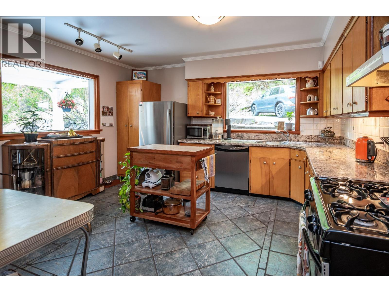 519 Cedar Street Property Photo 12