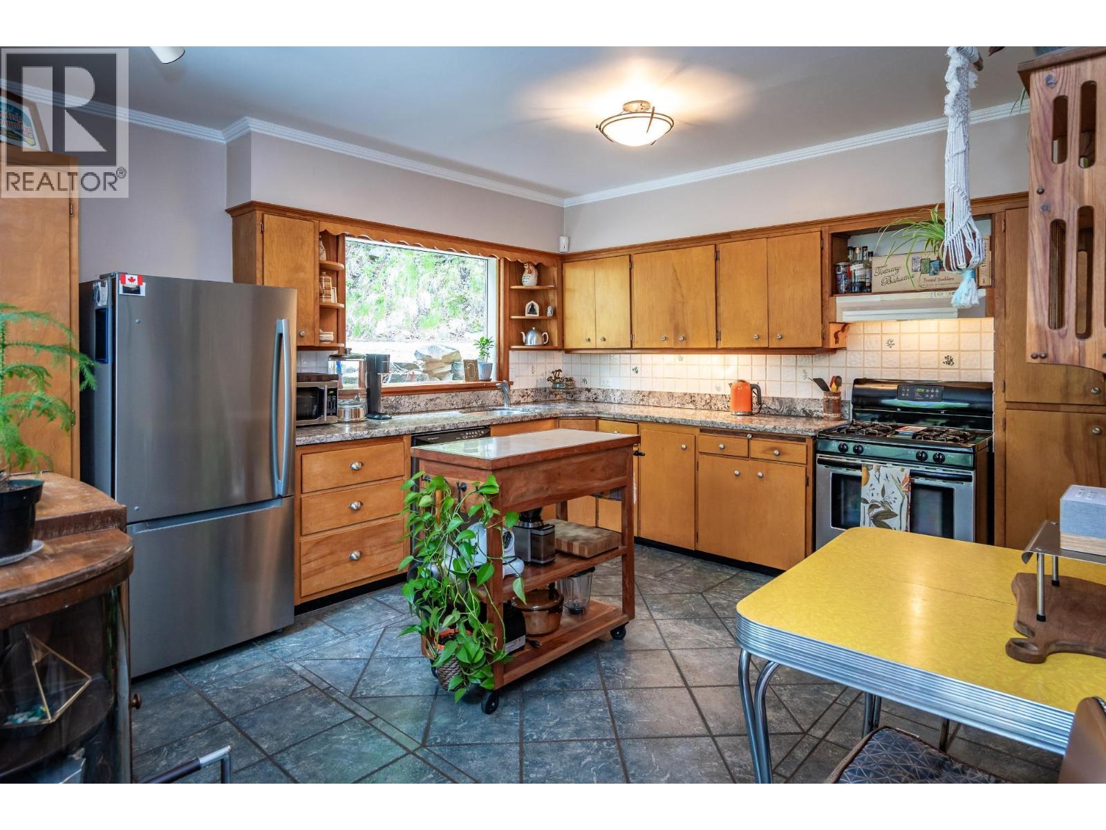 519 Cedar Street Property Photo 13