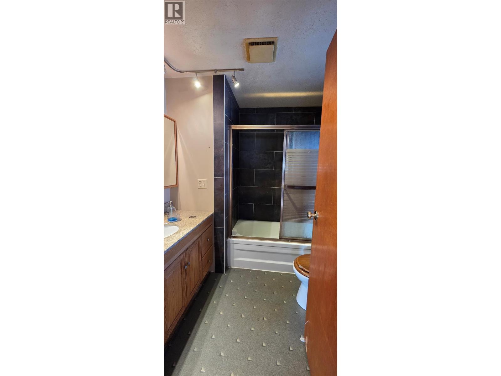 2292 Agar Road Property Photo 16