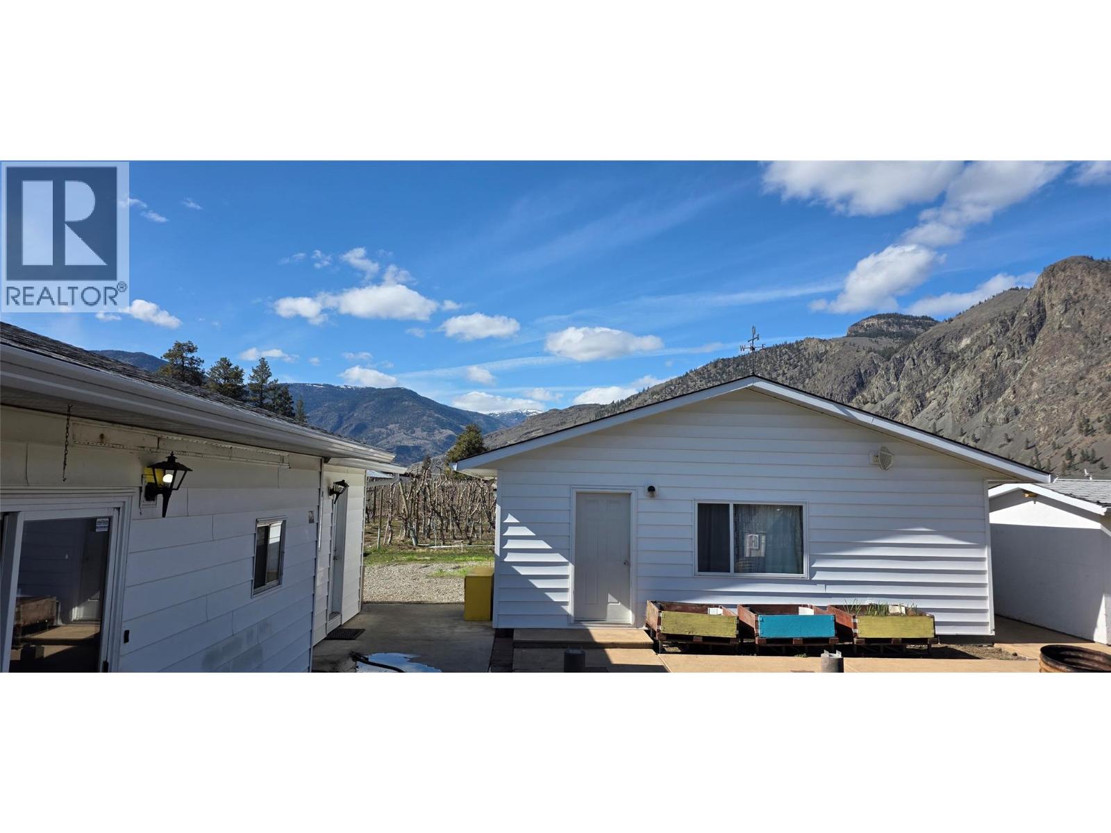 2292 Agar Road Property Photo 21