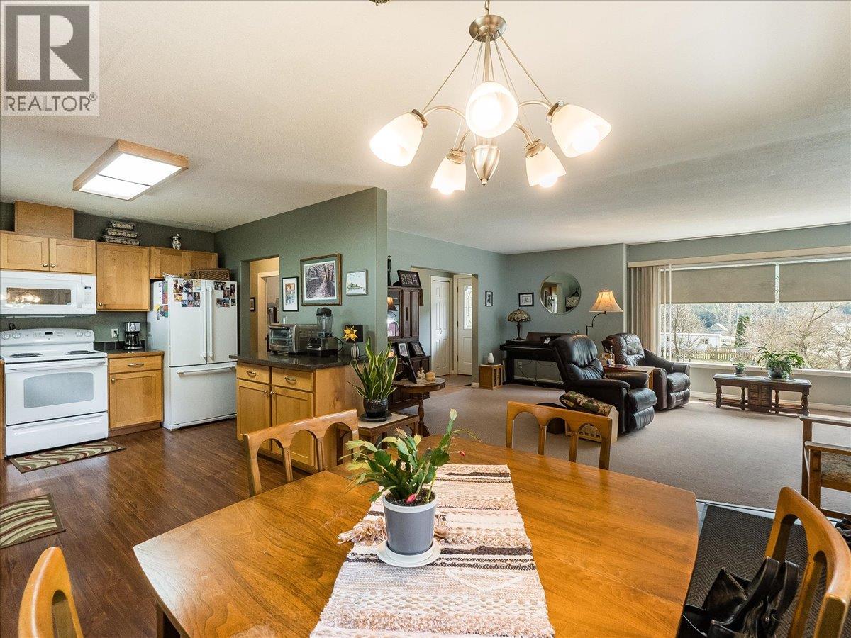 1663 Moran Road Road Property Photo 7