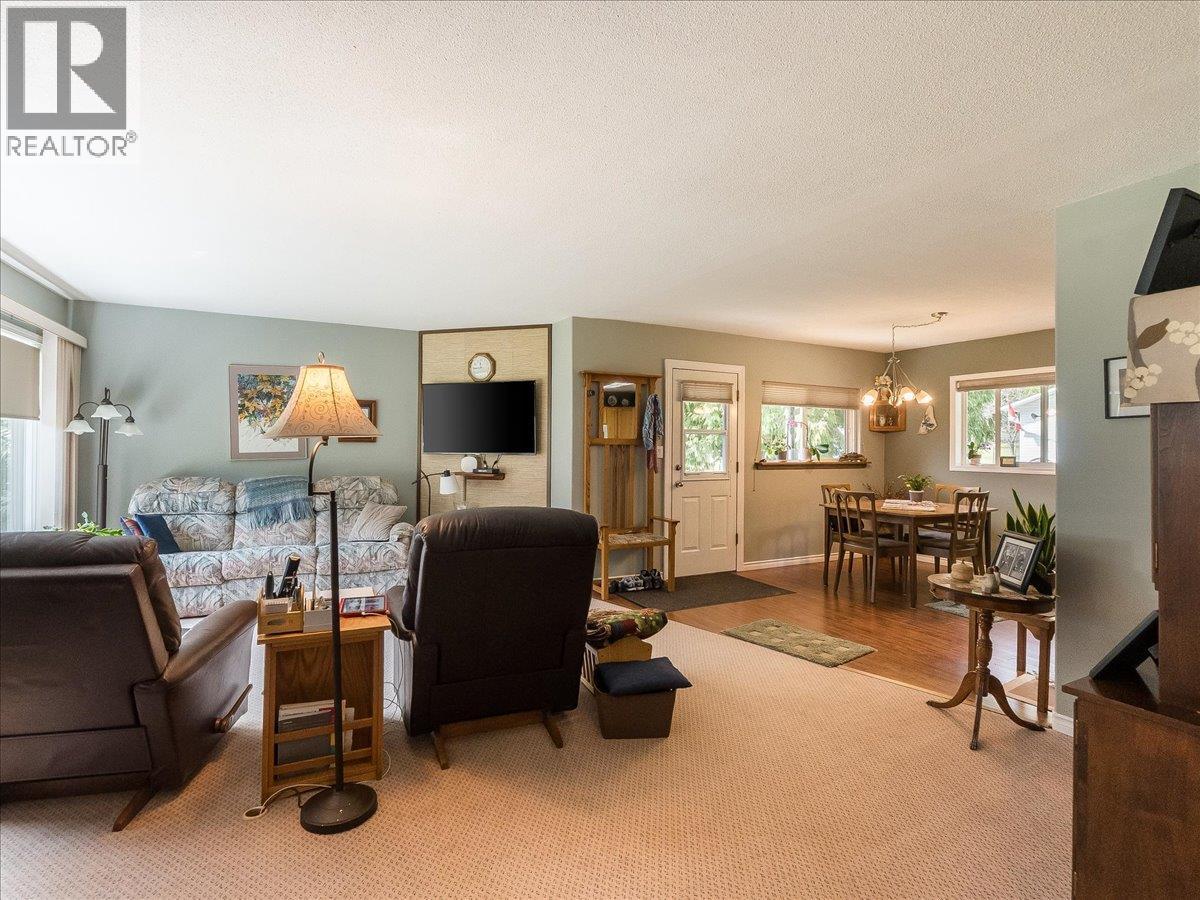 1663 Moran Road Road Property Photo 9