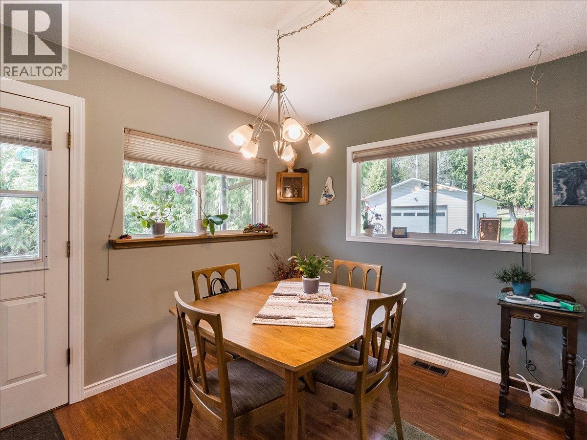 1663 Moran Road Road Property Photo 12