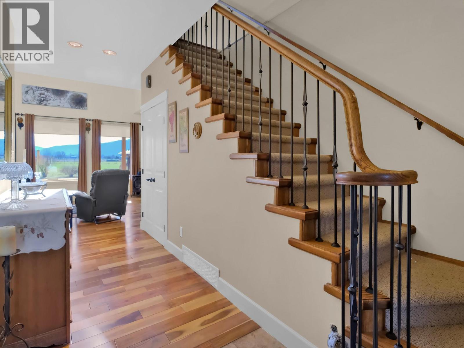 6240 Nursery Road Property Photo 27