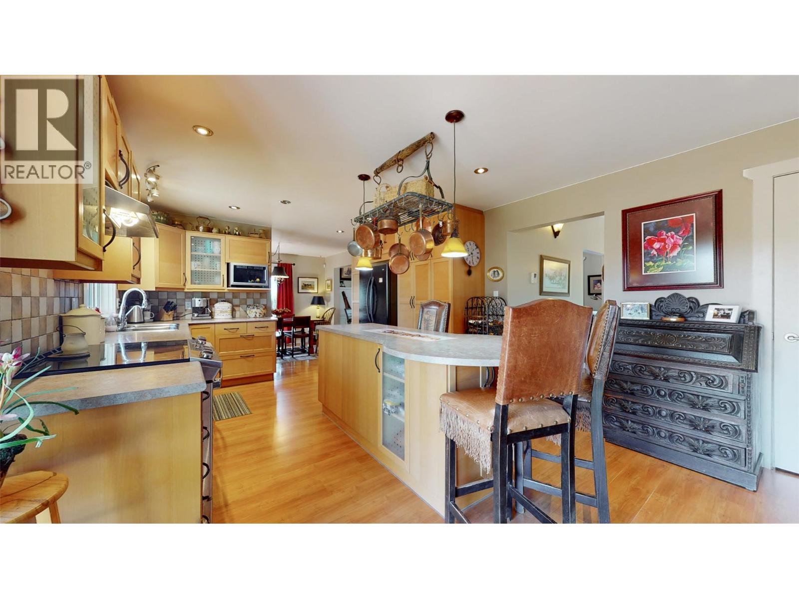 205 Greasewood Avenue Property Photo 3